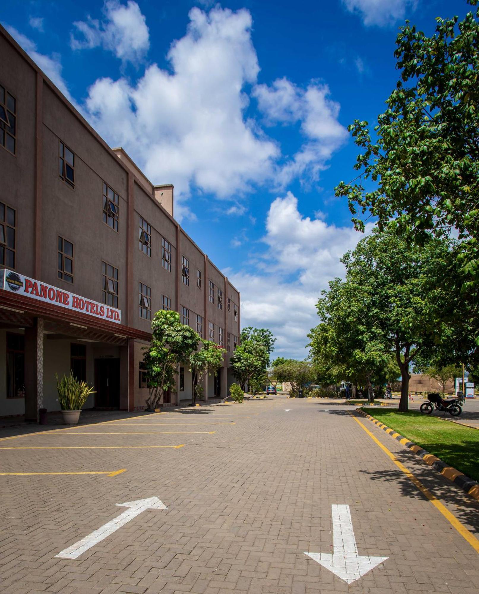 Panone Hotels - King'Ori Kilimanjaro Airport Moshi Eksteriør bilde